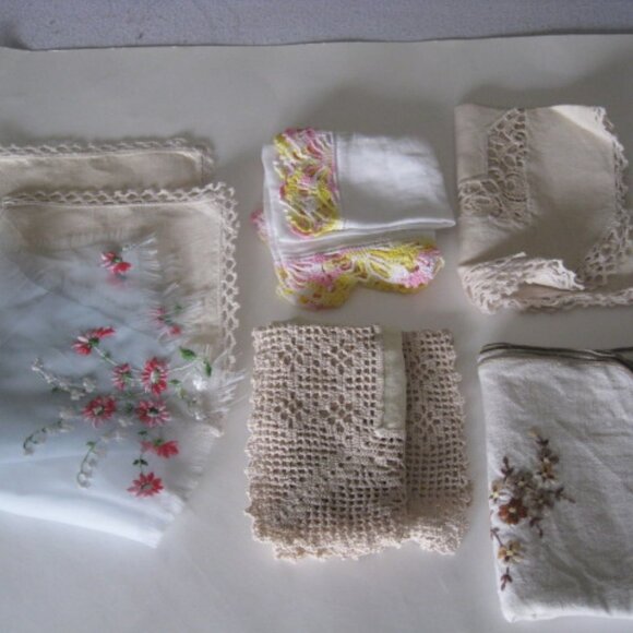Lot of 7 Vintage Ladies Handkerchiefs Embroidered Crochet Edging Lace Silk Linen - Picture 2 of 16